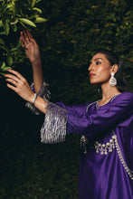 Load image into Gallery viewer, Aura - Purple
