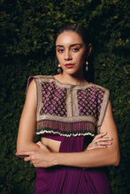 Load image into Gallery viewer, Sway drape
