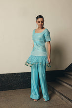 Load image into Gallery viewer, Crest Set
