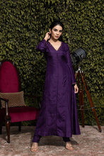 Load image into Gallery viewer, Delara
