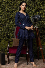 Load image into Gallery viewer, Shirin
