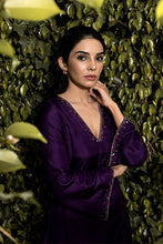 Load image into Gallery viewer, Delara
