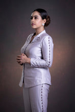 Load image into Gallery viewer, Finna
