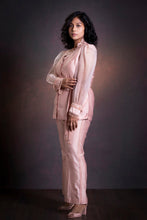 Load image into Gallery viewer, Nasrin
