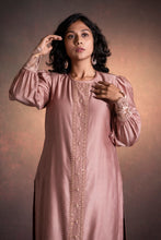 Load image into Gallery viewer, Friya
